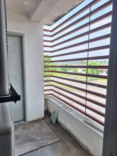 Kedai / Pejabat untuk Disewa di Taman Pelangi Semenyih 2 (Semenyih) - Atikah Azman - Balcony - PropertyGuru.com.my