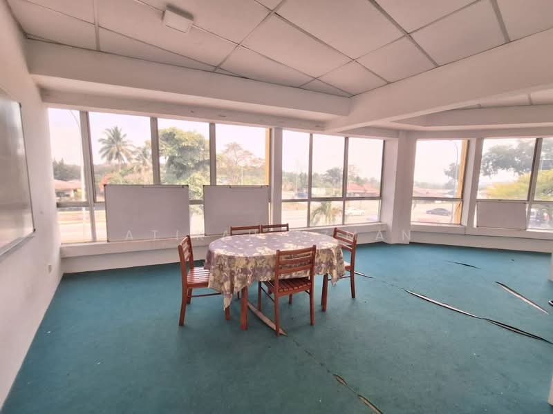 Kedai / Pejabat untuk Disewa di Taman Pelangi Semenyih 2 (Semenyih) - Atikah Azman - Interior - PropertyGuru.com.my