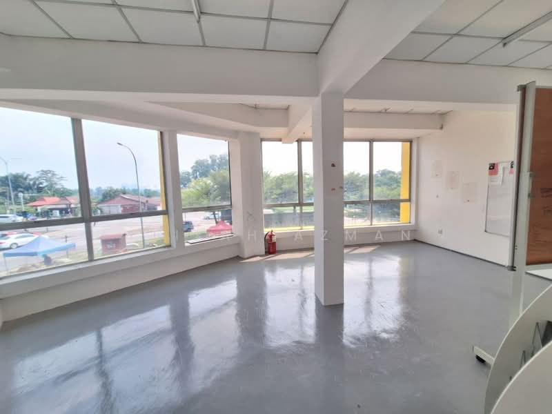 Kedai / Pejabat untuk Disewa di Taman Pelangi Semenyih 2 (Semenyih) - Atikah Azman - Interior - PropertyGuru.com.my