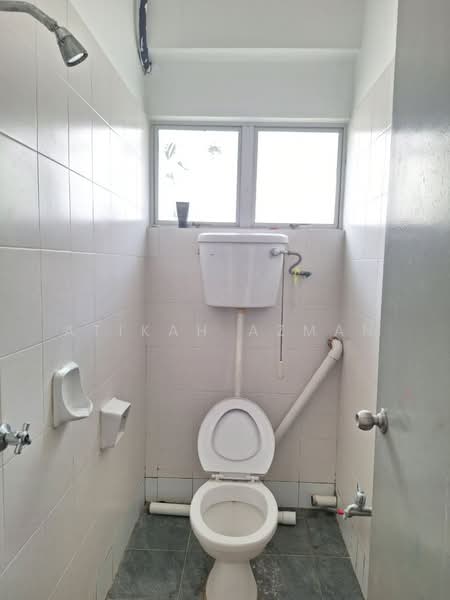 Kedai / Pejabat untuk Disewa di Taman Pelangi Semenyih 2 (Semenyih) - Atikah Azman - Bathroom - PropertyGuru.com.my
