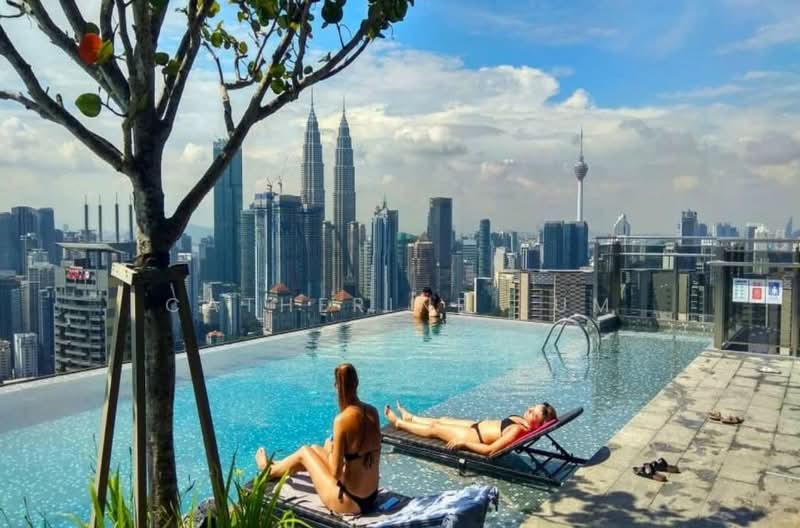 Servis Apartment untuk Dijual di Expressionz Professional Suites - Catherine Lum - Pool - PropertyGuru.com.my