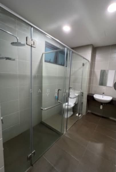 Servis Apartment untuk Disewa di Pacific Star - Sabrina Yap - Bathroom - PropertyGuru.com.my