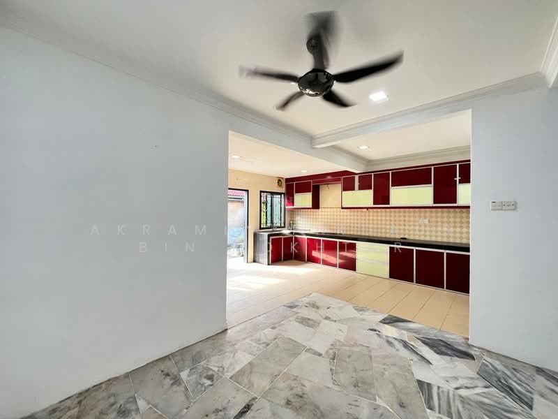 Rumah Teres 2 Tingkat untuk Dijual di Sungai Buloh (Selangor) - Akramin Firdaus Bin Mokhtar - PropertyGuru.com.my
