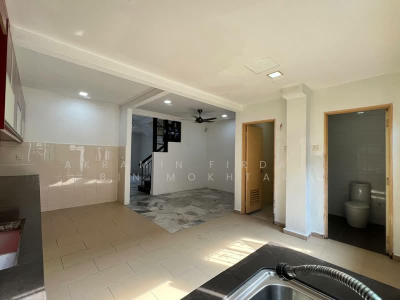 Rumah Teres 2 Tingkat untuk Dijual di Sungai Buloh (Selangor) - Akramin Firdaus Bin Mokhtar - PropertyGuru.com.my