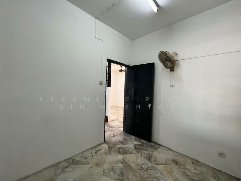 Rumah Teres 2 Tingkat untuk Dijual di Sungai Buloh (Selangor) - Akramin Firdaus Bin Mokhtar - PropertyGuru.com.my