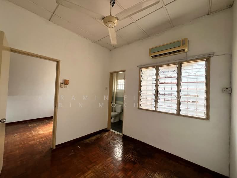 Rumah Teres 2 Tingkat untuk Dijual di Sungai Buloh (Selangor) - Akramin Firdaus Bin Mokhtar - PropertyGuru.com.my