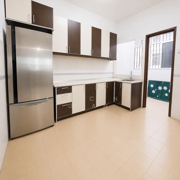 Apartment for Sale at Pangsapuri Sri Mekar - Kho Chng Guan - Kitchen - PropertyGuru.com.my