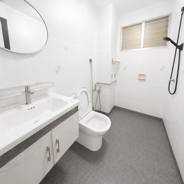 Apartment for Sale at Pangsapuri Sri Mekar - Kho Chng Guan - Bathroom - PropertyGuru.com.my