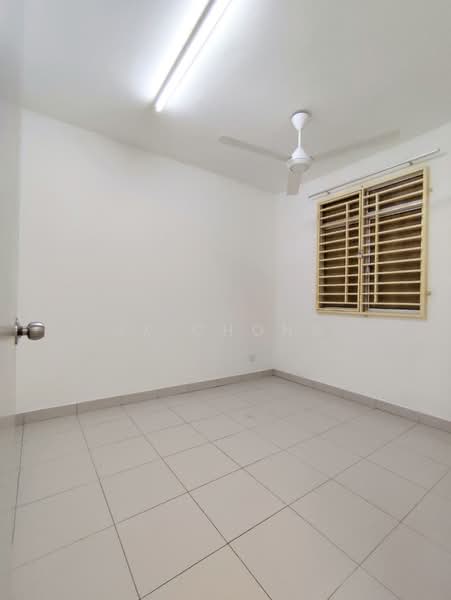 Pangsapuri untuk Disewa di D'Cerrum Apartment - JX Chong - Bedroom - PropertyGuru.com.my