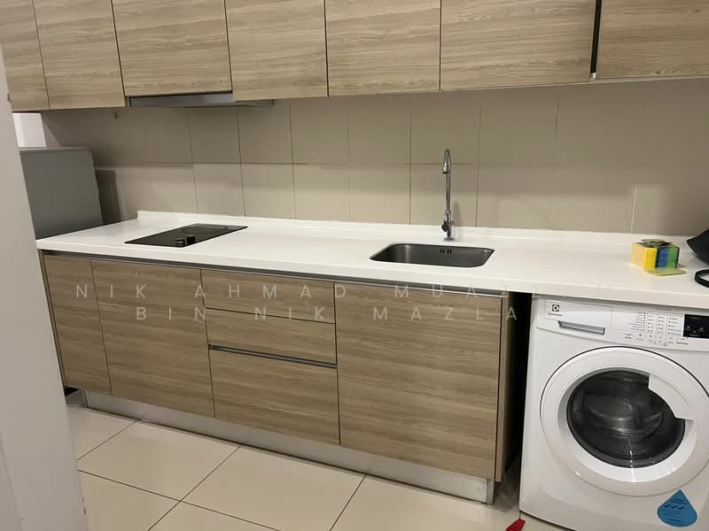 Servis Apartment untuk Disewa di i-Suite @ i-City - Nik Ahmad Muazzam Bin Nik Mazlan - Kitchen - PropertyGuru.com.my