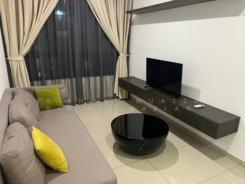 Servis Apartment untuk Disewa di i-Suite @ i-City - Nik Ahmad Muazzam Bin Nik Mazlan - Living Room - PropertyGuru.com.my