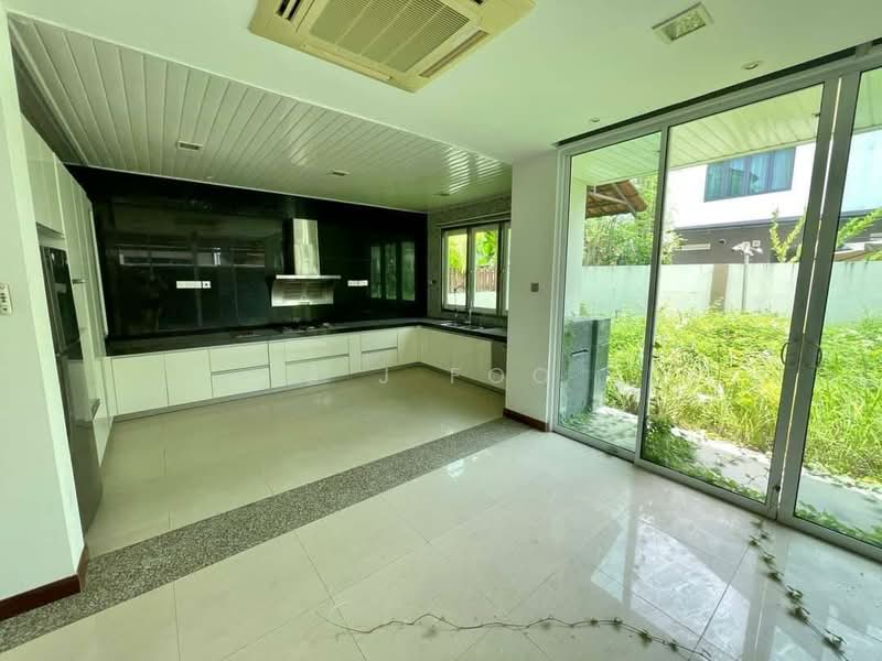 Semi-Detached House for Sale in Bayan Lepas (Penang) - S J Foo - Kitchen - PropertyGuru.com.my