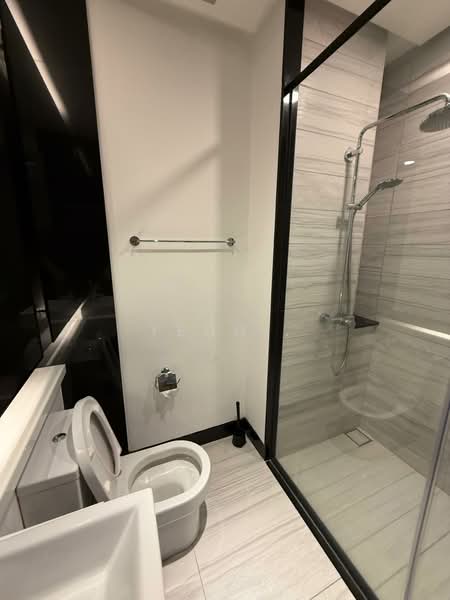 Servis Apartment untuk Dijual di Straits Residences - Yeoh . - Bathroom - PropertyGuru.com.my