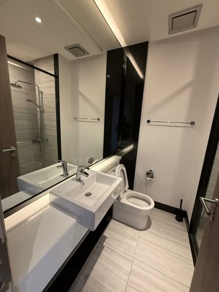 Servis Apartment untuk Dijual di Straits Residences - Yeoh . - Bathroom - PropertyGuru.com.my