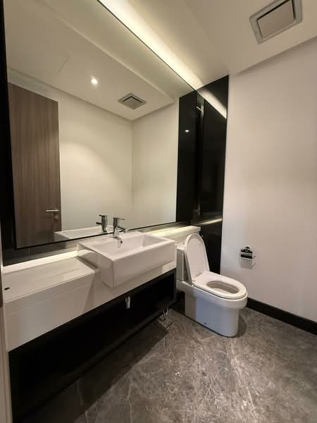 Servis Apartment untuk Dijual di Straits Residences - Yeoh . - Bathroom - PropertyGuru.com.my