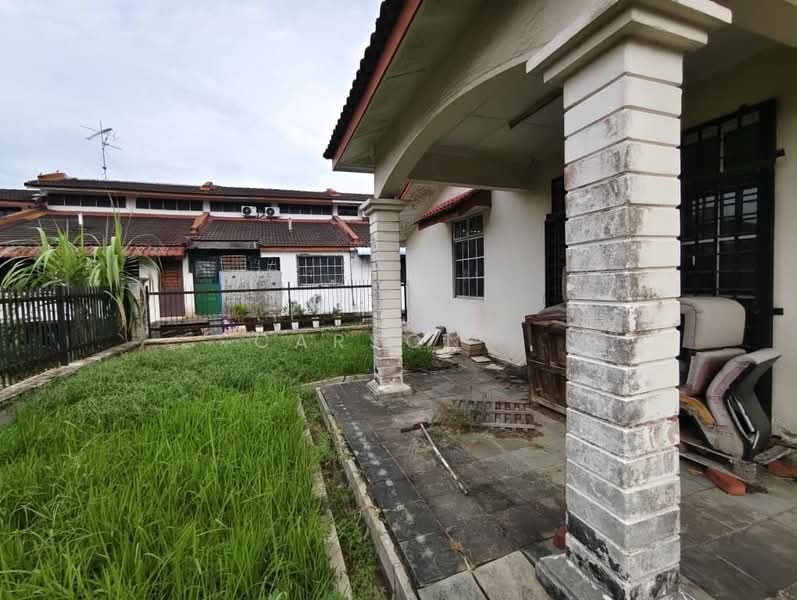 Rumah Teres 1 Tingkat untuk Dijual di Taman Perling (Perling) - Carson . - Exterior - PropertyGuru.com.my