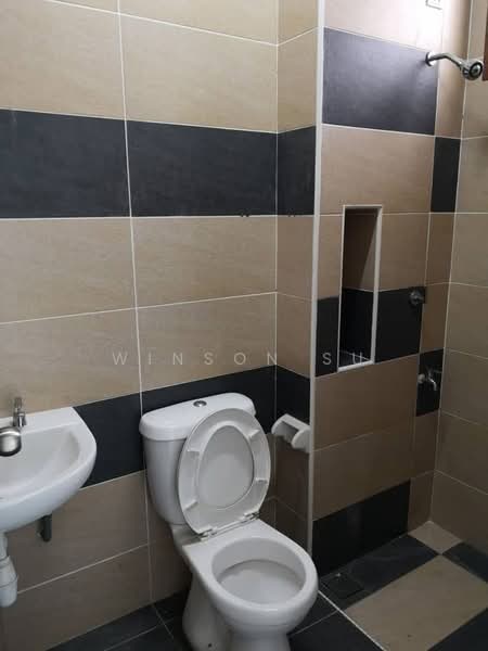 2-storey Terraced House for Sale in Taman Bestari Indah (Ulu Tiram) - Winson Su - Bathroom - PropertyGuru.com.my