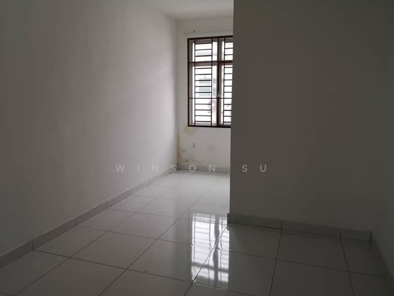 2-storey Terraced House for Sale in Taman Bestari Indah (Ulu Tiram) - Winson Su - Interior - PropertyGuru.com.my