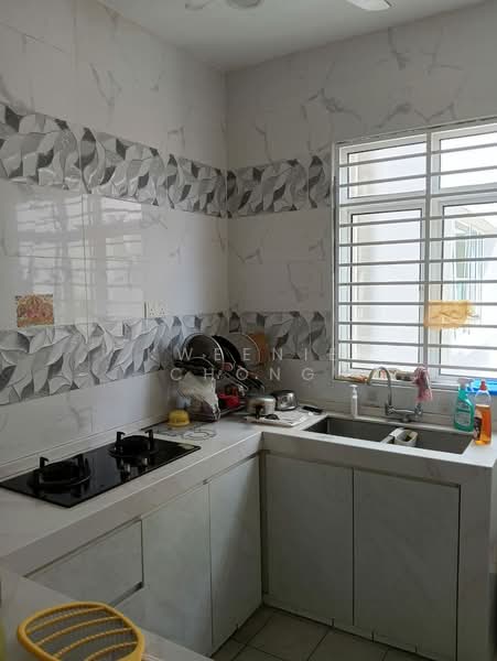 Kondominium untuk Dijual di 8 Petaling - Kweenie Chong - Kitchen - PropertyGuru.com.my