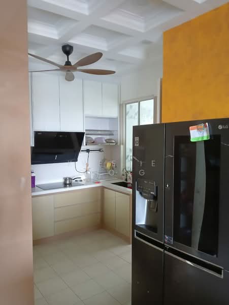 Kondominium untuk Dijual di 8 Petaling - Kweenie Chong - Kitchen - PropertyGuru.com.my