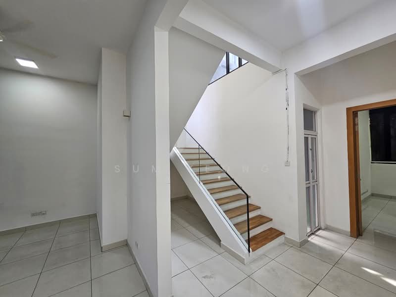Rumah Teres 4 Tingkat untuk Dijual di Damansara Perdana (Selangor) - Sum Yeong - Interior - PropertyGuru.com.my
