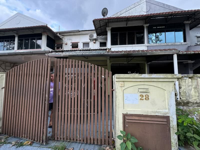 2-storey Terraced House for Sale in Taman Desa Cemerlang (Ulu Tiram) - Kevin Ho - Exterior - PropertyGuru.com.my