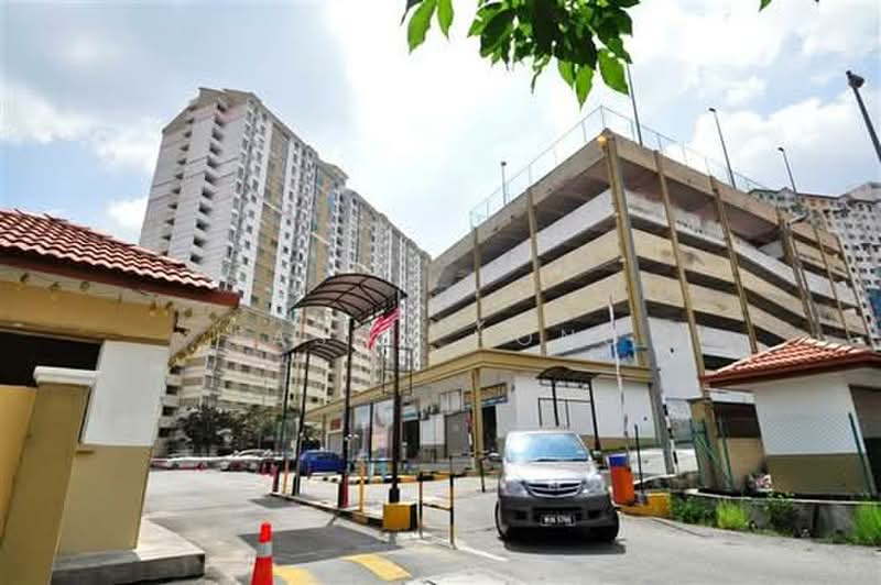 Apartment for Rent at Vista Impiana - Eason Hong - Exterior - PropertyGuru.com.my