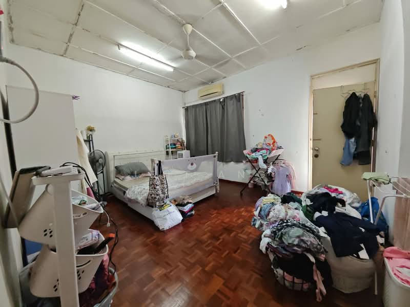 Rumah Teres 2 Tingkat untuk Dijual di Taman Perling (Perling) - Jeff Ang - Bedroom - PropertyGuru.com.my