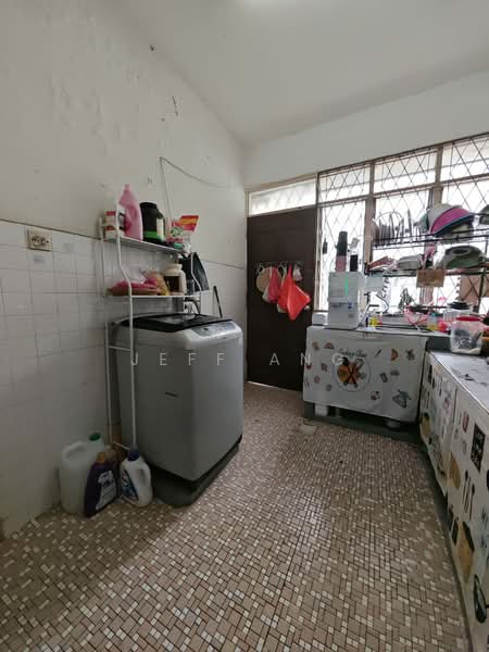 Rumah Teres 2 Tingkat untuk Dijual di Taman Perling (Perling) - Jeff Ang - Kitchen - PropertyGuru.com.my