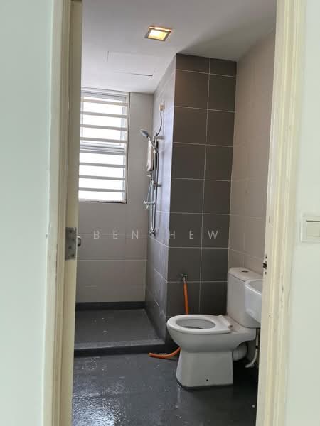 Condominium for Sale at Elit Heights @ Bayan City - Ben Hew - Bathroom - PropertyGuru.com.my