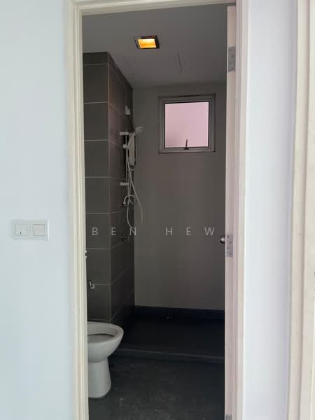 Condominium for Sale at Elit Heights @ Bayan City - Ben Hew - Bathroom - PropertyGuru.com.my