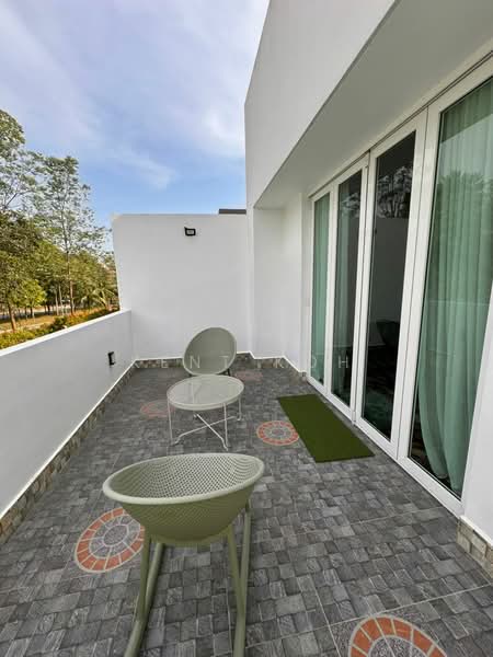 Bungalow for Rent in Iskandar Puteri (Nusajaya) (Johor) - Kent Koh - Balcony - PropertyGuru.com.my