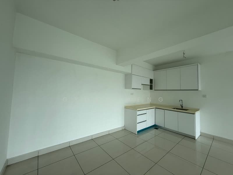 Service Residence for Sale at Molek Pulai - Gyden Heng - Kitchen - PropertyGuru.com.my