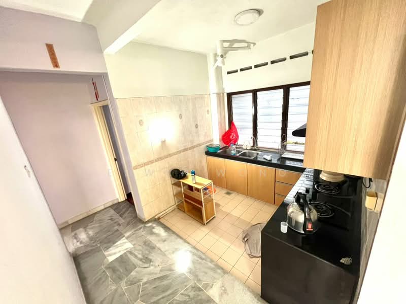 Apartment for Sale at Subang Perdana Goodyear Court 10 - Edwin Wong - Kitchen - PropertyGuru.com.my