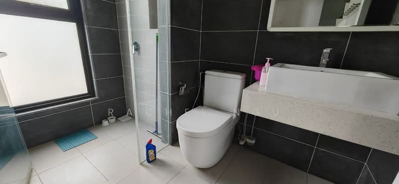 Servis Apartment untuk Disewa di Le Pavillion - Rachel Ngu - Bathroom - PropertyGuru.com.my