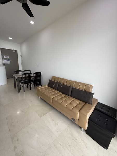 Kondominium untuk Dijual di Silverscape Residences - Shalyn Tan - Living Room - PropertyGuru.com.my