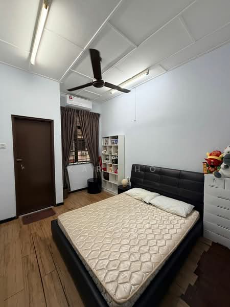 Rumah Teres 2 Tingkat untuk Dijual di Bandar Baru Permas Jaya (Permas Jaya) - Karl Ho - Bedroom - PropertyGuru.com.my