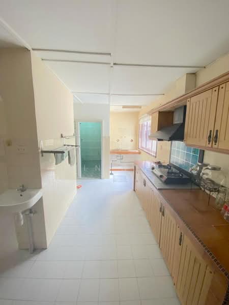 2.5-storey Terraced House for Sale in Petaling Jaya (Selangor) - Xin Nee - Kitchen - PropertyGuru.com.my