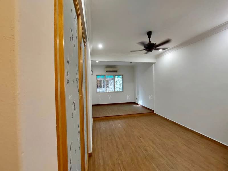 3-storey Terraced House for Sale in Taman Tasik Indah Mewah (Batu) - Kelly Kok - PropertyGuru.com.my