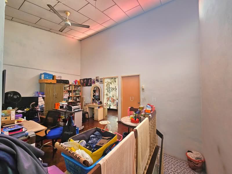 Rumah Teres 2 Tingkat untuk Dijual di Jelutong (Penang) - Jin Chuah - Study - PropertyGuru.com.my