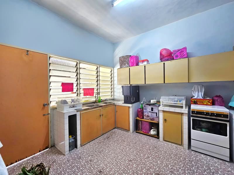 Rumah Teres 2 Tingkat untuk Dijual di Jelutong (Penang) - Jin Chuah - Kitchen - PropertyGuru.com.my
