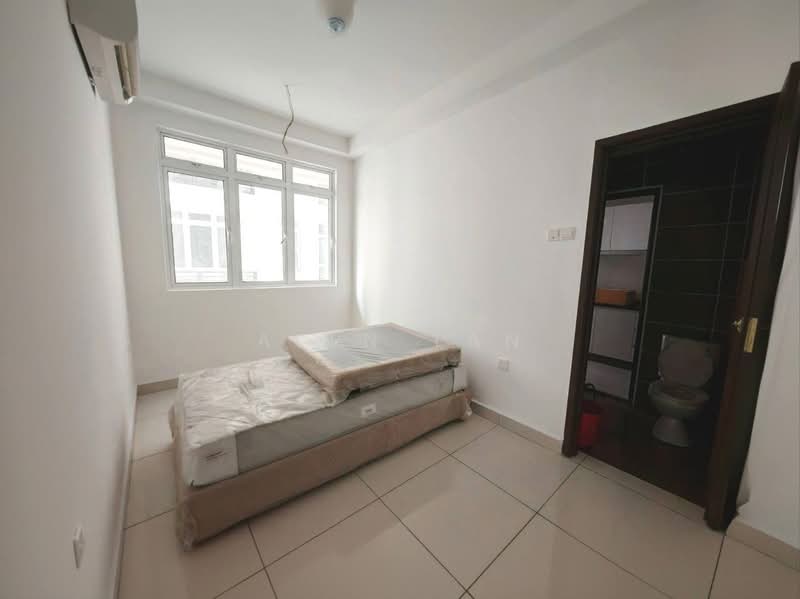 Servis Apartment untuk Disewa di KSL Residence @ Daya - Alen Tan - PropertyGuru.com.my