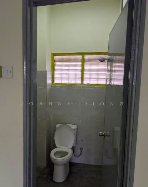 Rumah Teres 2 Tingkat untuk Disewa di Usj 3 (Subang Jaya) - Joanne Diong - Bathroom - PropertyGuru.com.my