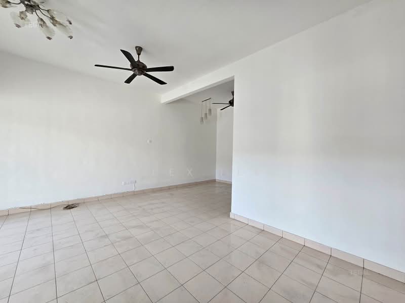 2-storey Terraced House for Sale in Bandar Puteri Klang (Klang) - Alex Lee - Living Room - PropertyGuru.com.my