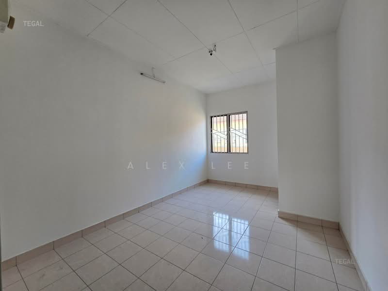 2-storey Terraced House for Sale in Bandar Puteri Klang (Klang) - Alex Lee - Interior - PropertyGuru.com.my