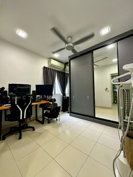 Pangsapuri untuk Dijual di Seri Kasturi Apartments - Clement Yew - Study - PropertyGuru.com.my