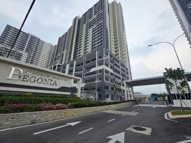 Kondominium untuk Dijual di Residensi Begonia - Lisa Azila - Exterior - PropertyGuru.com.my