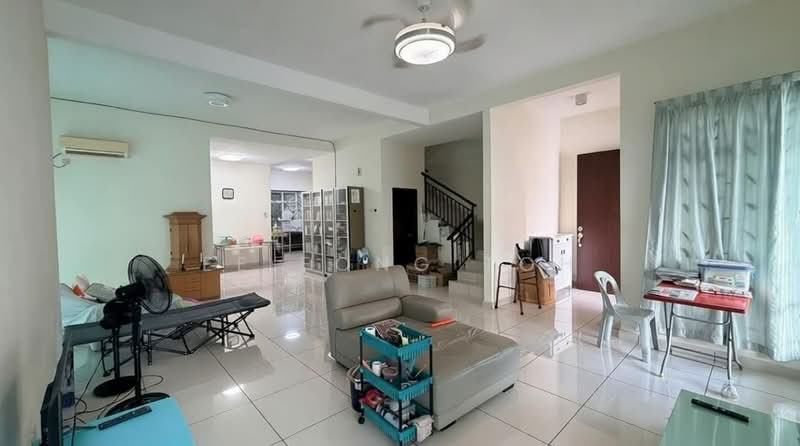 Semi-Detached House for Sale in Taman Universiti (Skudai) - Ee Fong Toh - Living Room - PropertyGuru.com.my