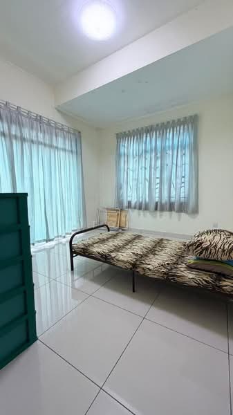 Semi-Detached House for Sale in Taman Universiti (Skudai) - Ee Fong Toh - Bedroom - PropertyGuru.com.my