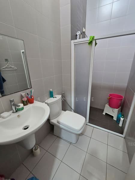 Rumah Berkembar untuk Dijual di Setia Damai (Setia Alam) - Alex Lee - Bathroom - PropertyGuru.com.my